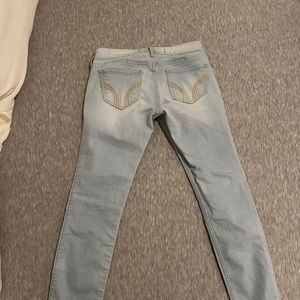 Hollister light washed skinny jeans 3S 26x27 jeans